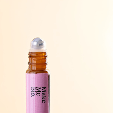 Garden Roses - chłodzące serum pod oczy, ROLL ON 10 ml Garden Roses - chłodzące serum pod oczy, ROLL ON 10 ml